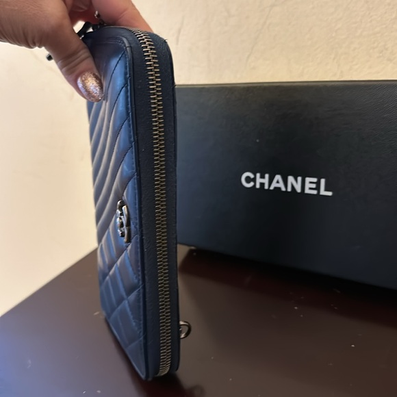 Rare Chanel Blue Le Boy Zip Crossbody Purse Wallet WOC 7.5x4x1 inches! EUC!!! - Picture 6 of 10